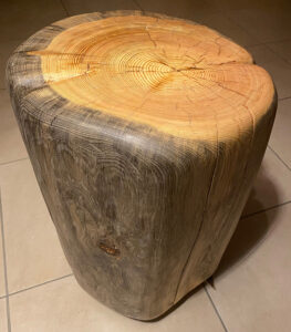 Holzhocker_01